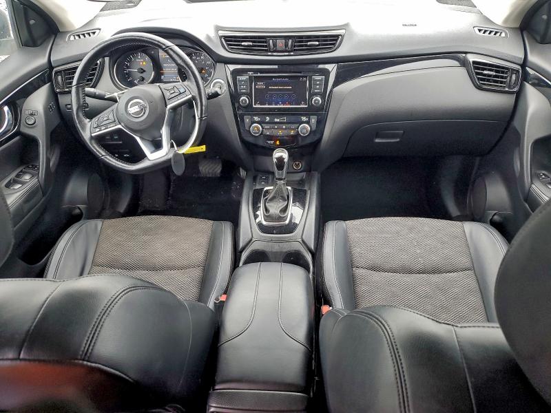 NISSAN ROGUE SPORT SV 2022