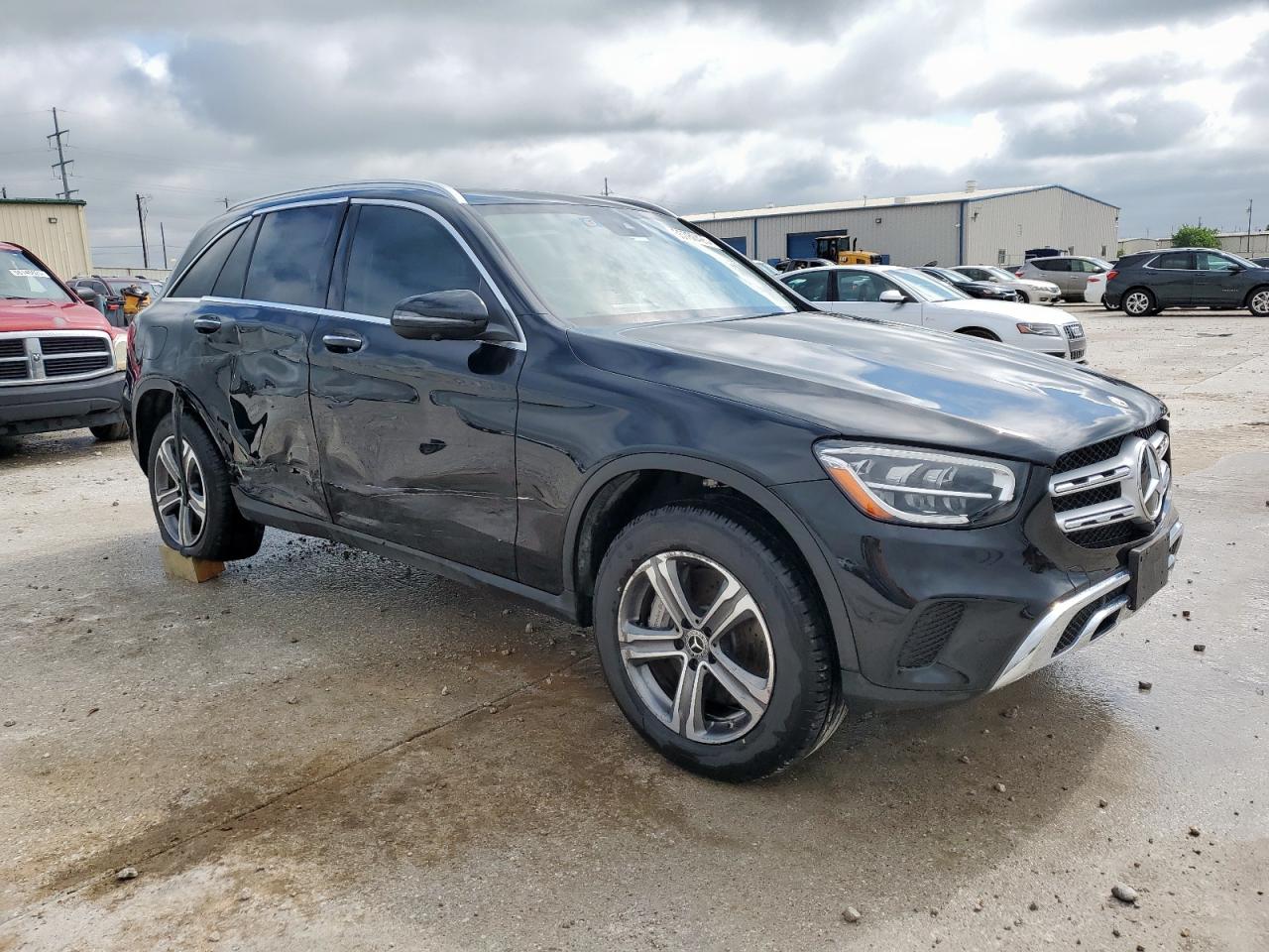 MERCEDES-BENZ GLC 300 2022