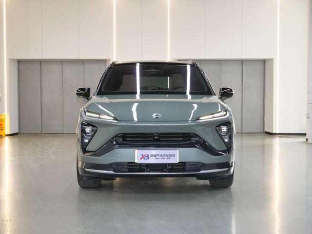 NIO ES6 2020