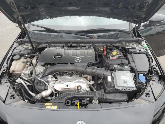 MERCEDES-BENZ A 220 2021