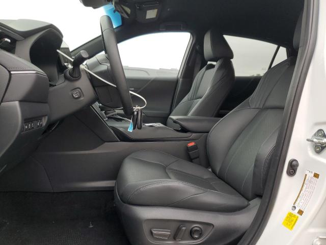 TOYOTA VENZA LE 2024
