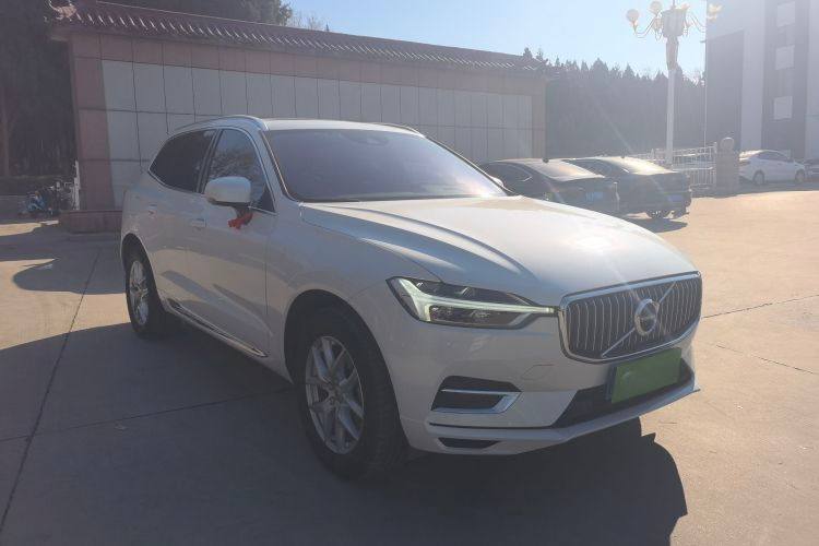 Volvo XC60 2021