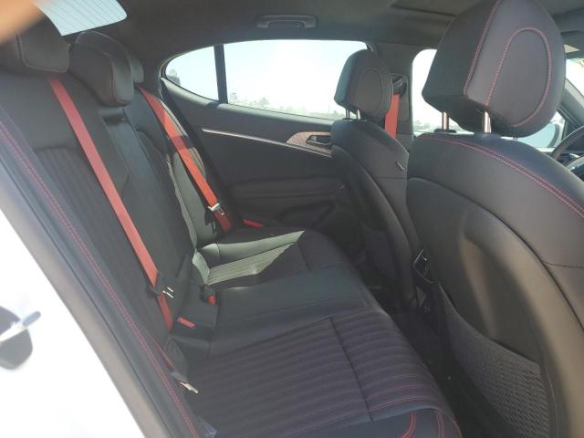 GENESIS G70 BASE 2023
