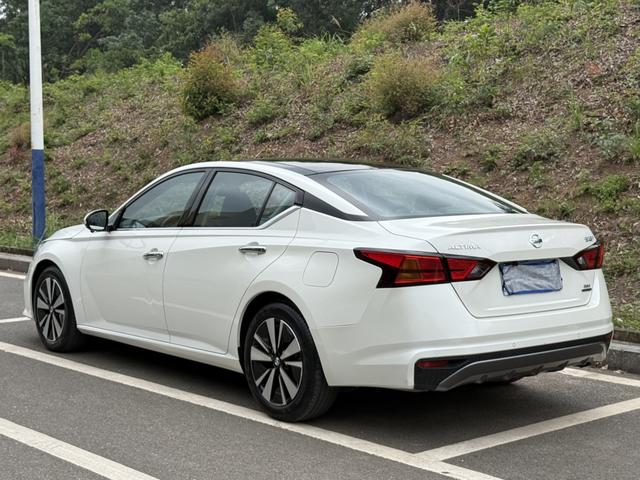 NISSAN ALTIMA 2021