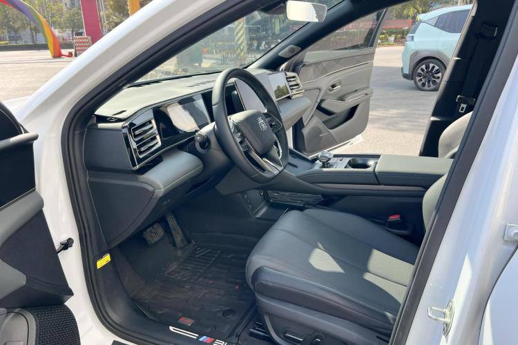 BYD	Qin L 2024