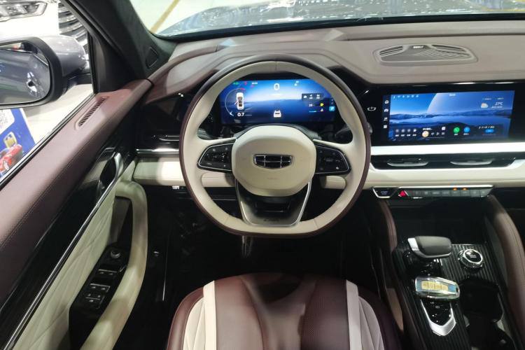 Geely Monjaro 2021