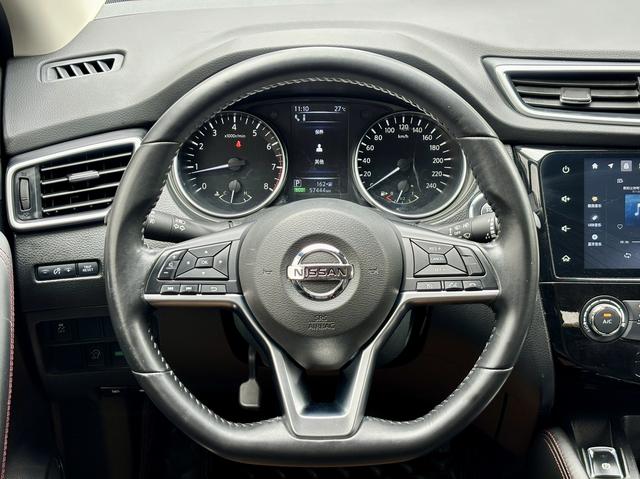 NISSAN Qashqai 2021