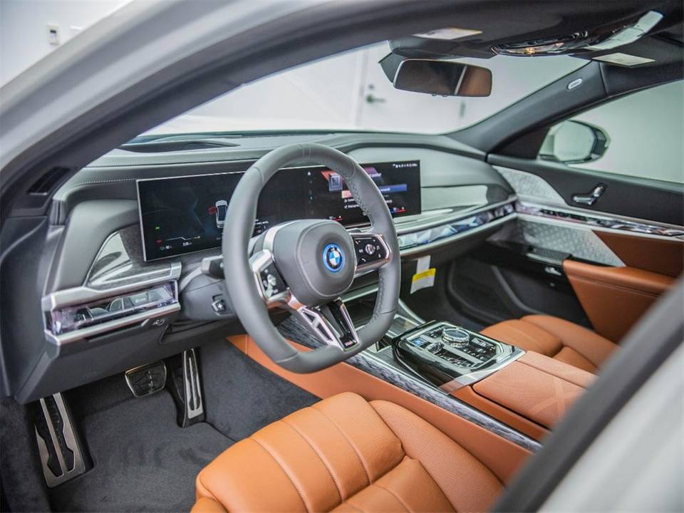 BMW i7 xDrive60 2023