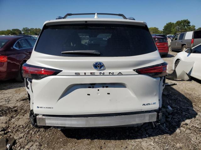 TOYOTA SIENNA LIMITED 2025