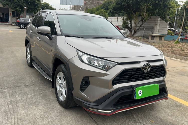 TOYOTA RAV4 2020