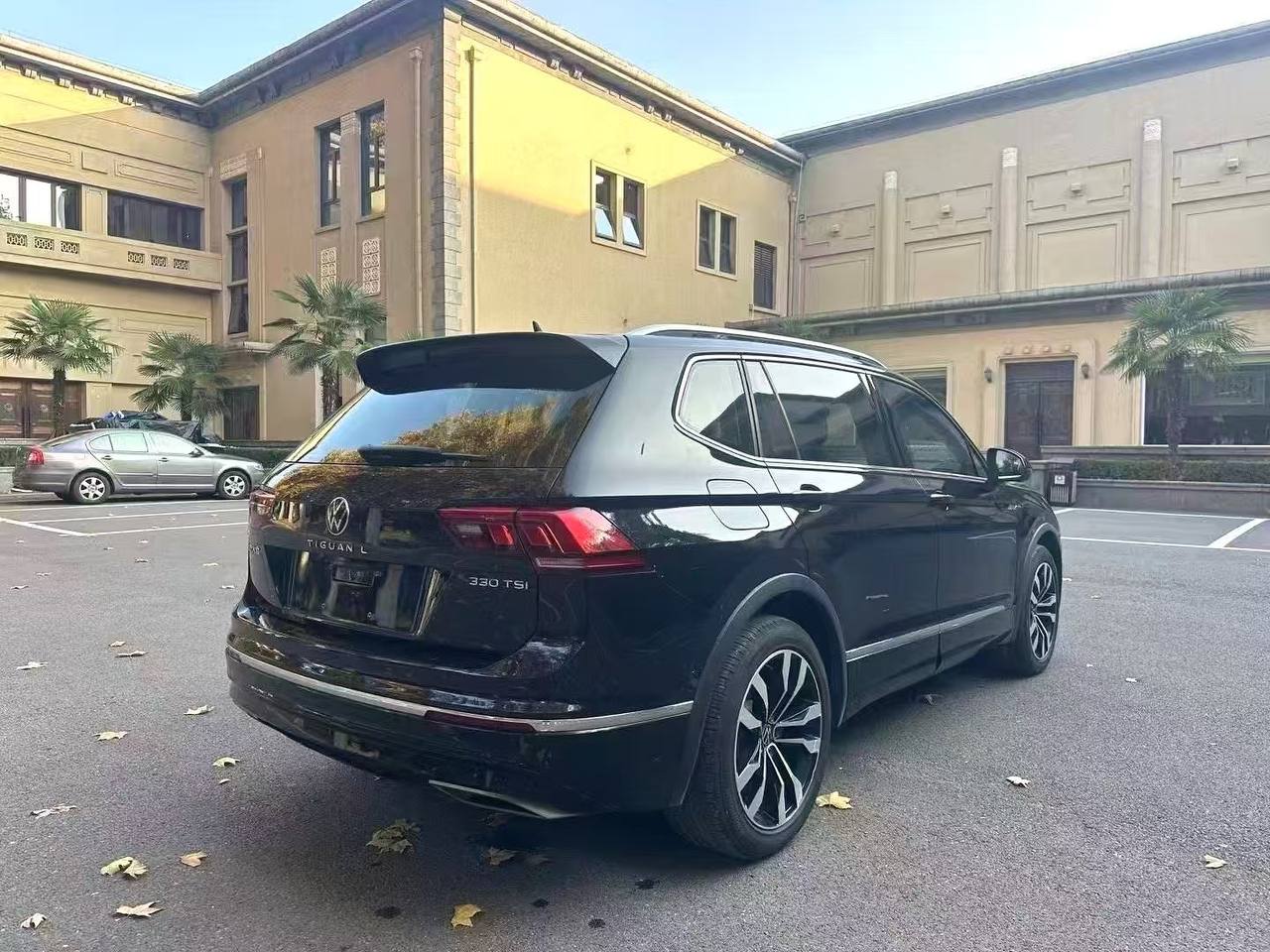Volkswagen Tiguan L R-Line 2021
