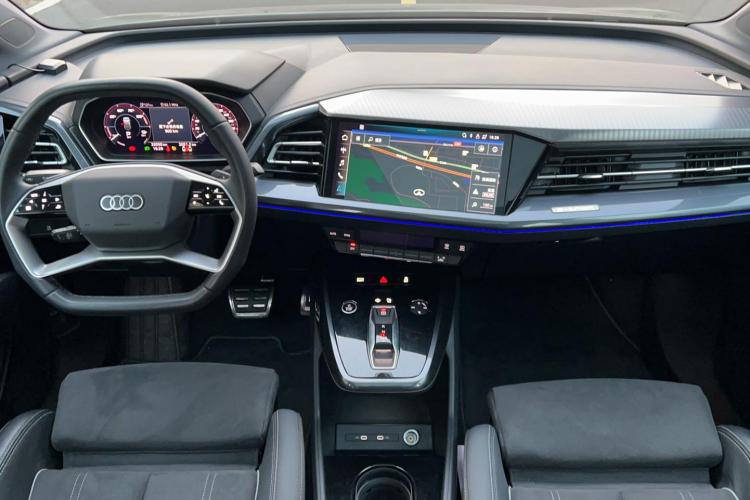 AUDI Q4 E-TRON 2023