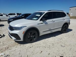 VOLKSWAGEN TIGUAN SE R-LINE BLACK 2023