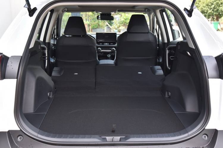 TOYOTA RAV4 TWIN ENGINE E+ 2021