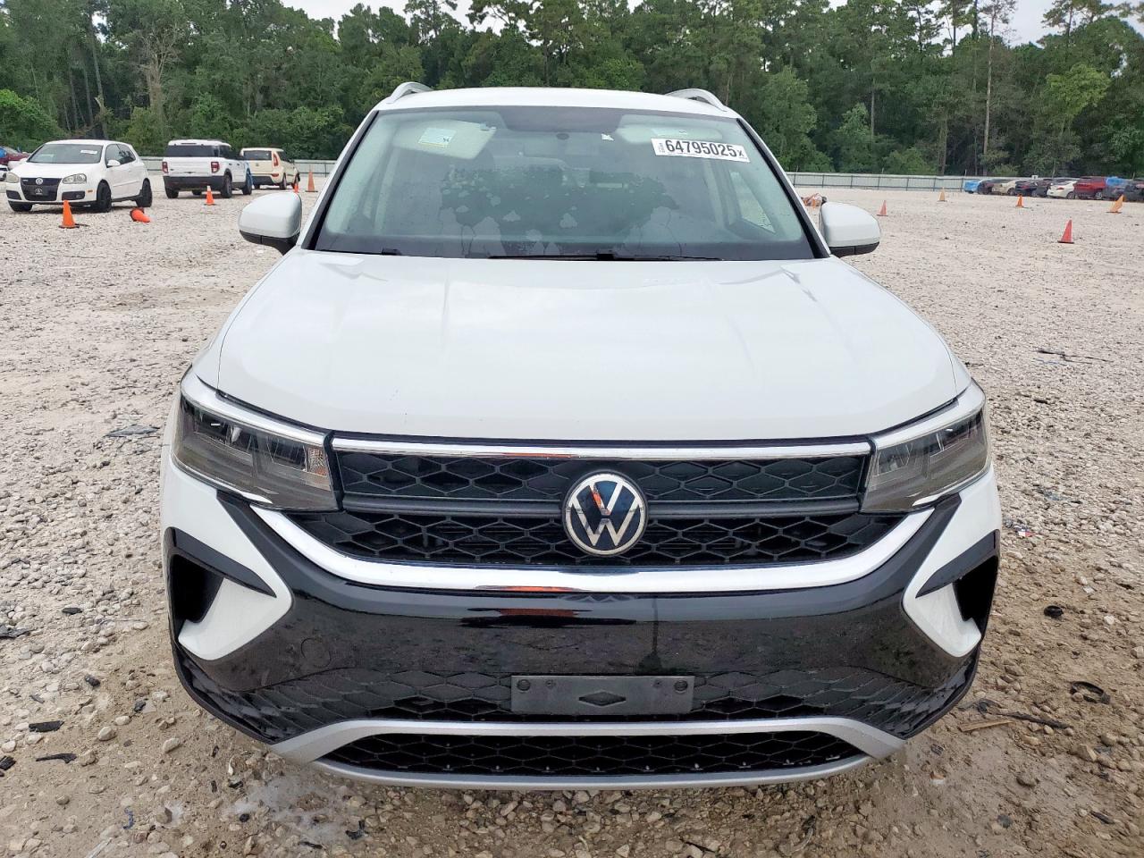 VOLKSWAGEN TAOS SE 2022