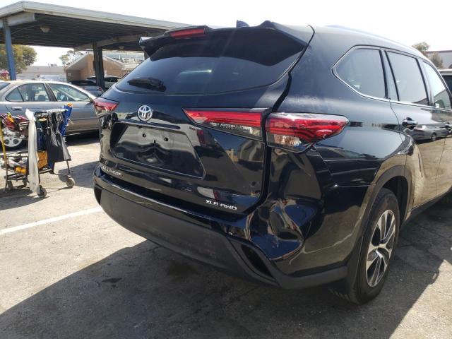 TOYOTA HIGHLANDER XLE 2020