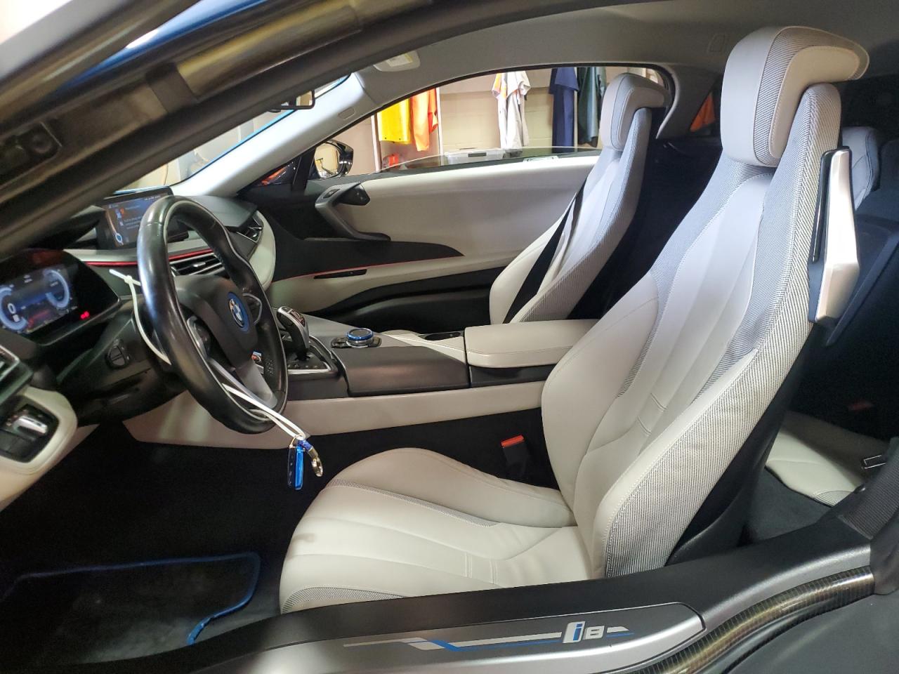 BMW I8 2016