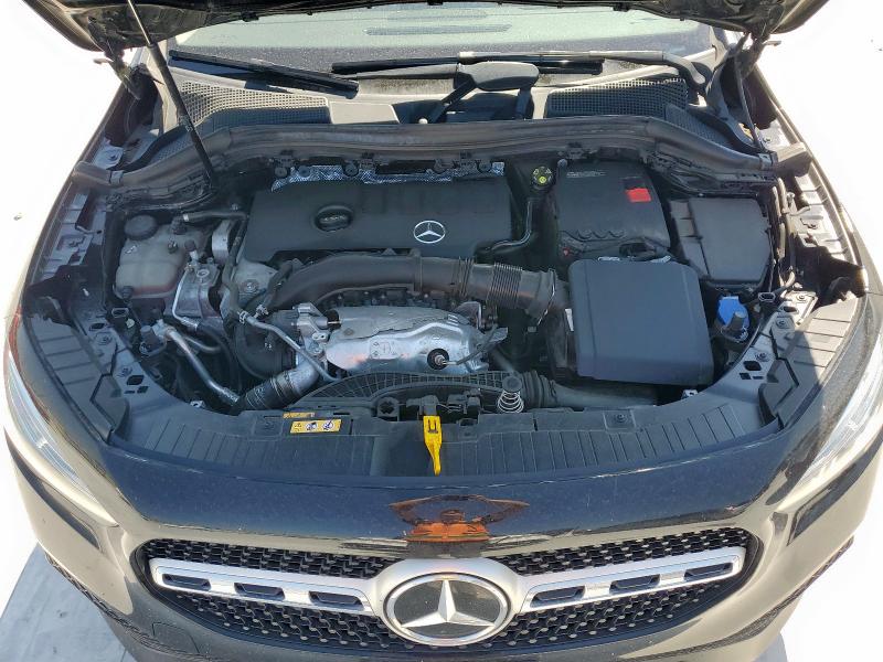 MERCEDES-BENZ GLA 250 4MATIC 2020
