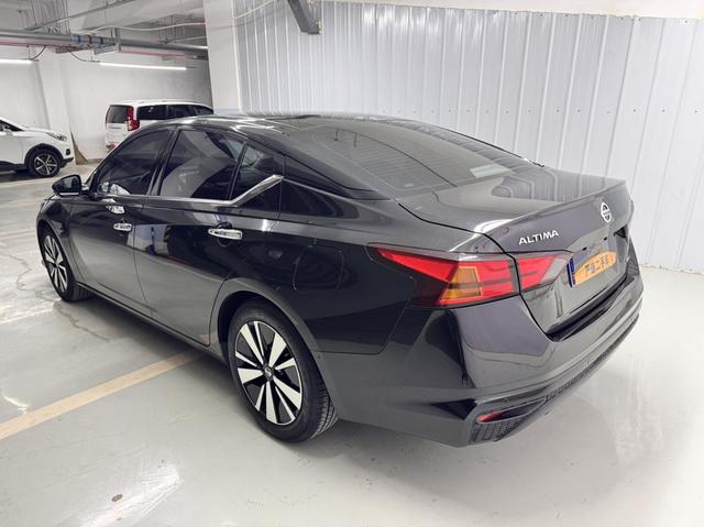 NISSAN ALTIMA 2021