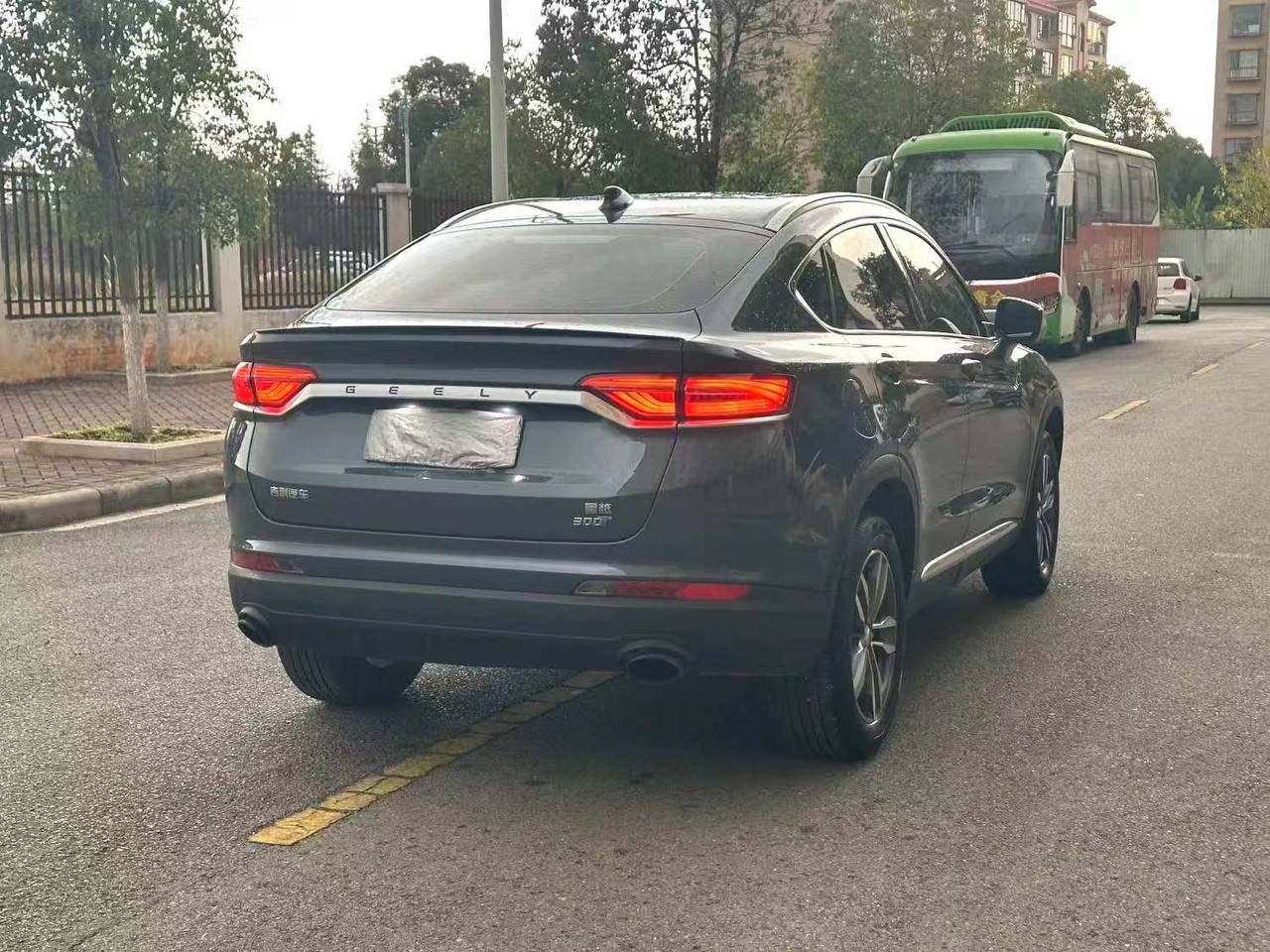 Geely Tugella 300T MHEV 2019