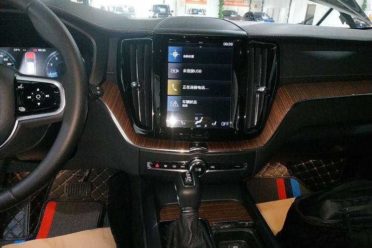 Volvo XC60 2021