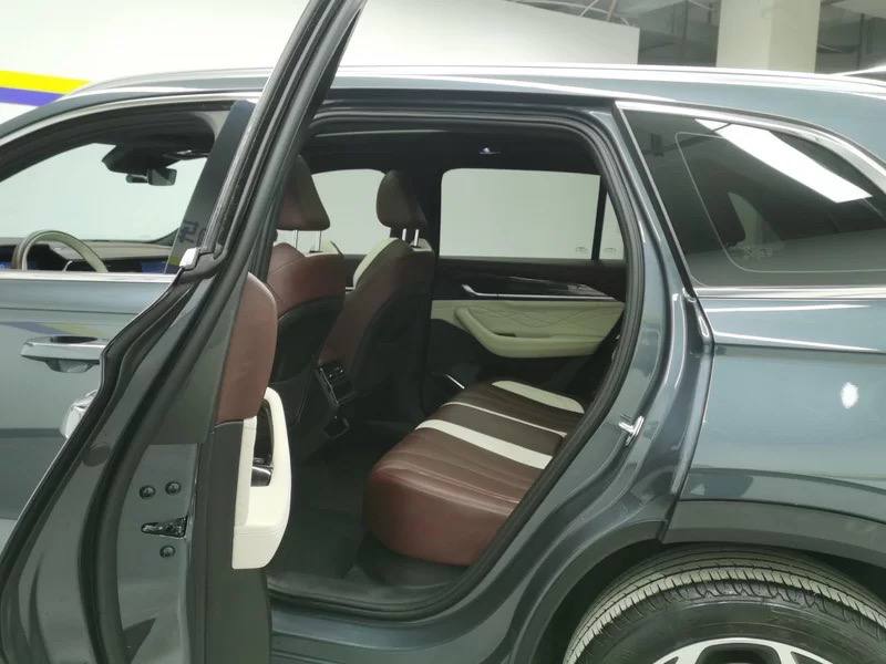 Geely Monjaro 2021