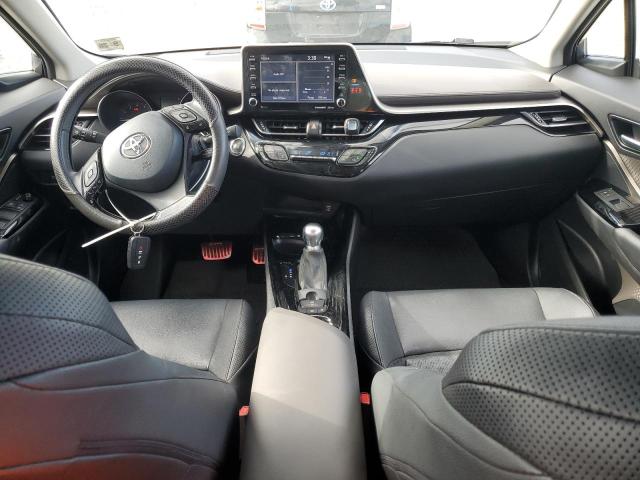 TOYOTA C-HR XLE 2021