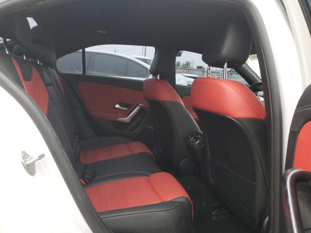 MERCEDES-BENZ A 220 2020