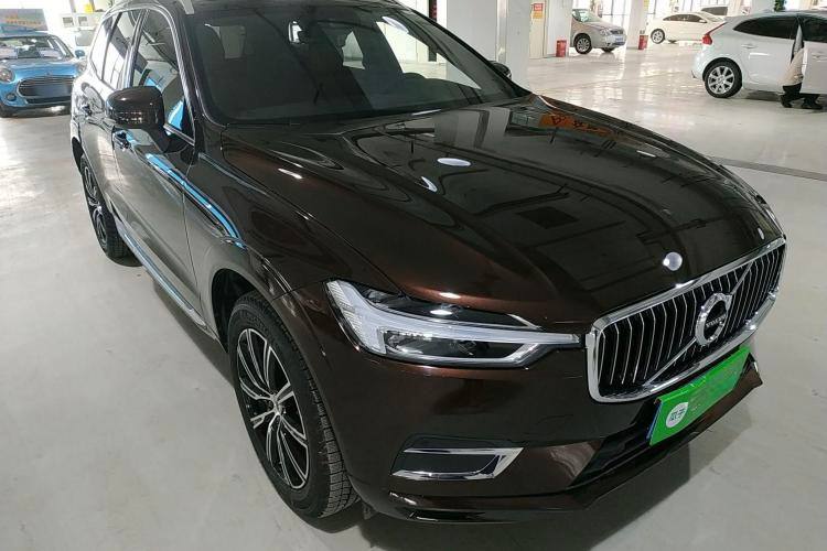 Volvo XC60 2021