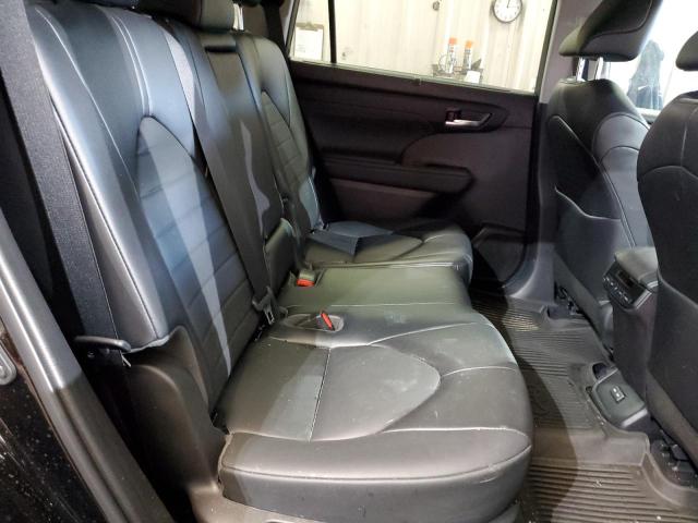 TOYOTA HIGHLANDER HYBRID XLE 2022