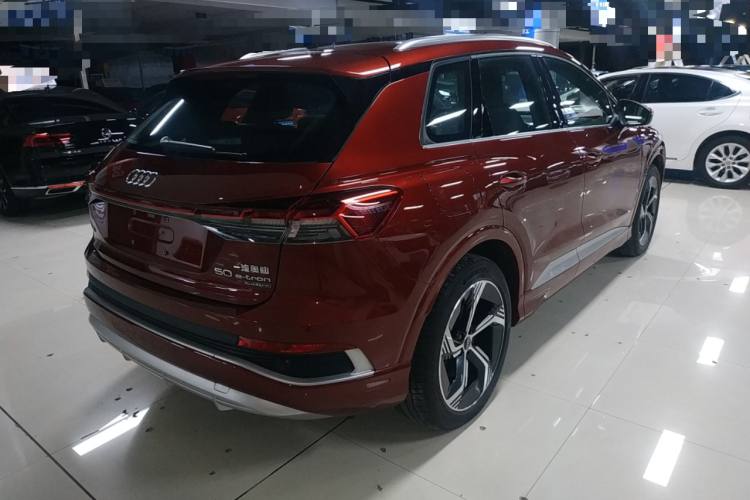 AUDI Q4 E-TRON Creative Edition 2022