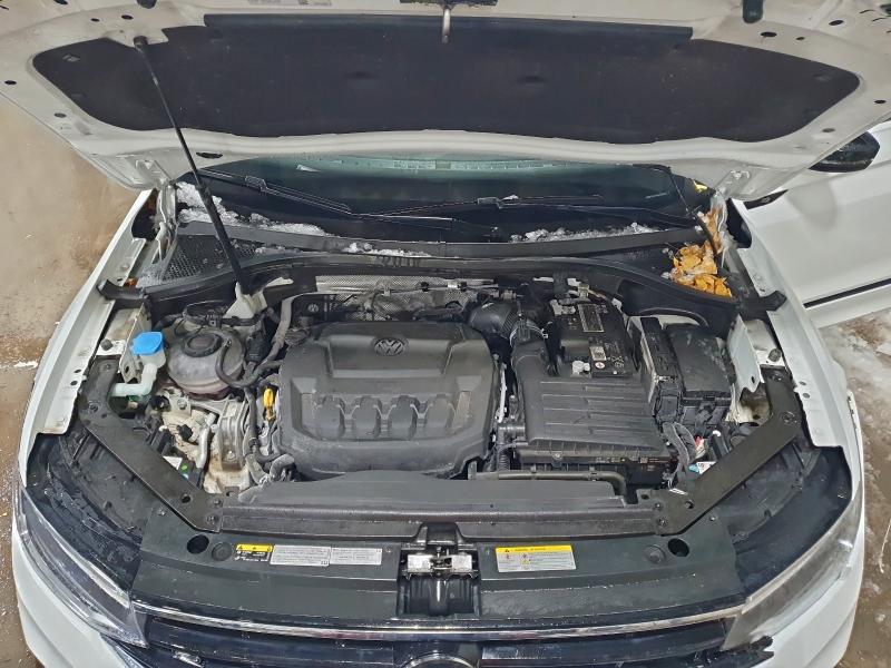 VOLKSWAGEN TIGUAN SE R-LINE BLACK 2021