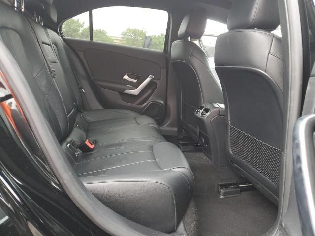 MERCEDES-BENZ A 220 2021