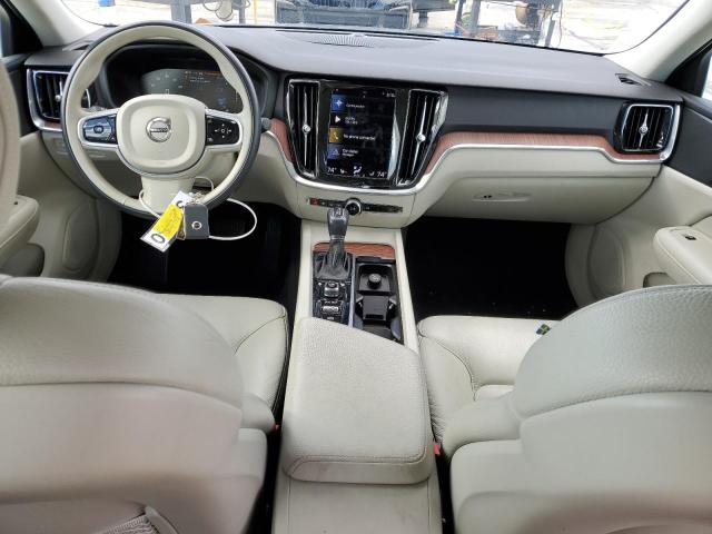 VOLVO S60 T5 MOMENTUM 2021