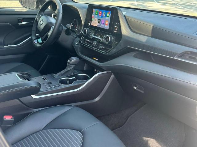 TOYOTA HIGHLANDER LE 2024