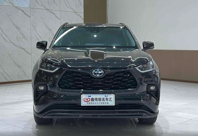 TOYOTA HIGHLANDER HYBRID Knight Edition 2022