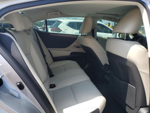 LEXUS ES 300H BASE 2024
