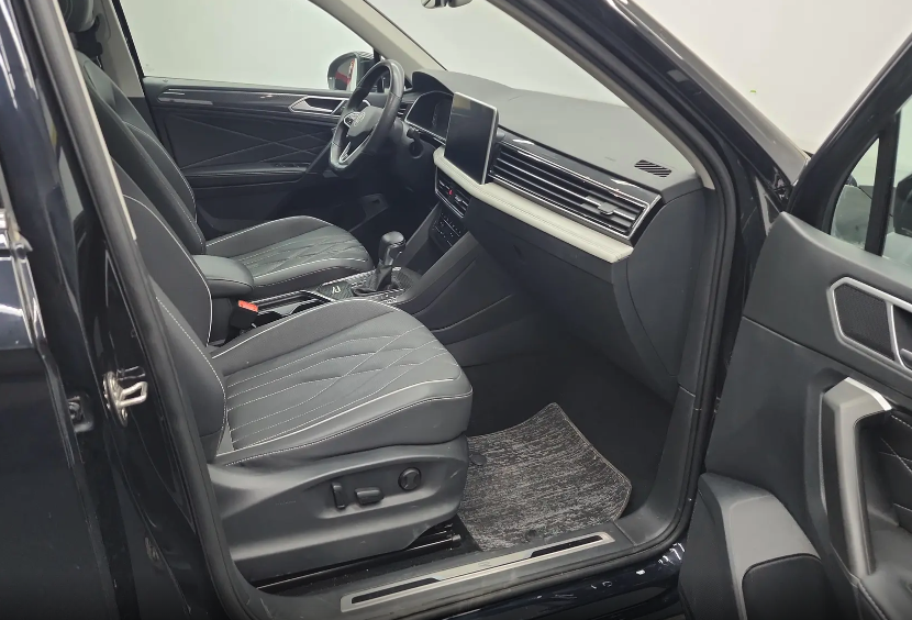 Volkswagen Tiguan L 2023