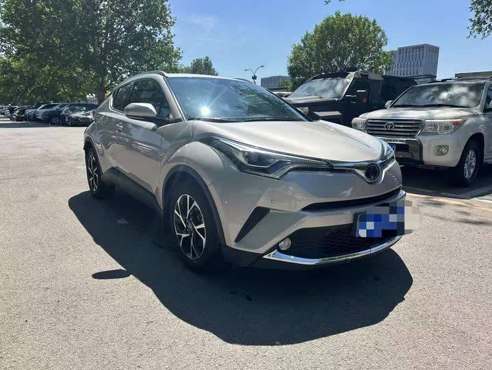 TOYOTA C-HR 2020