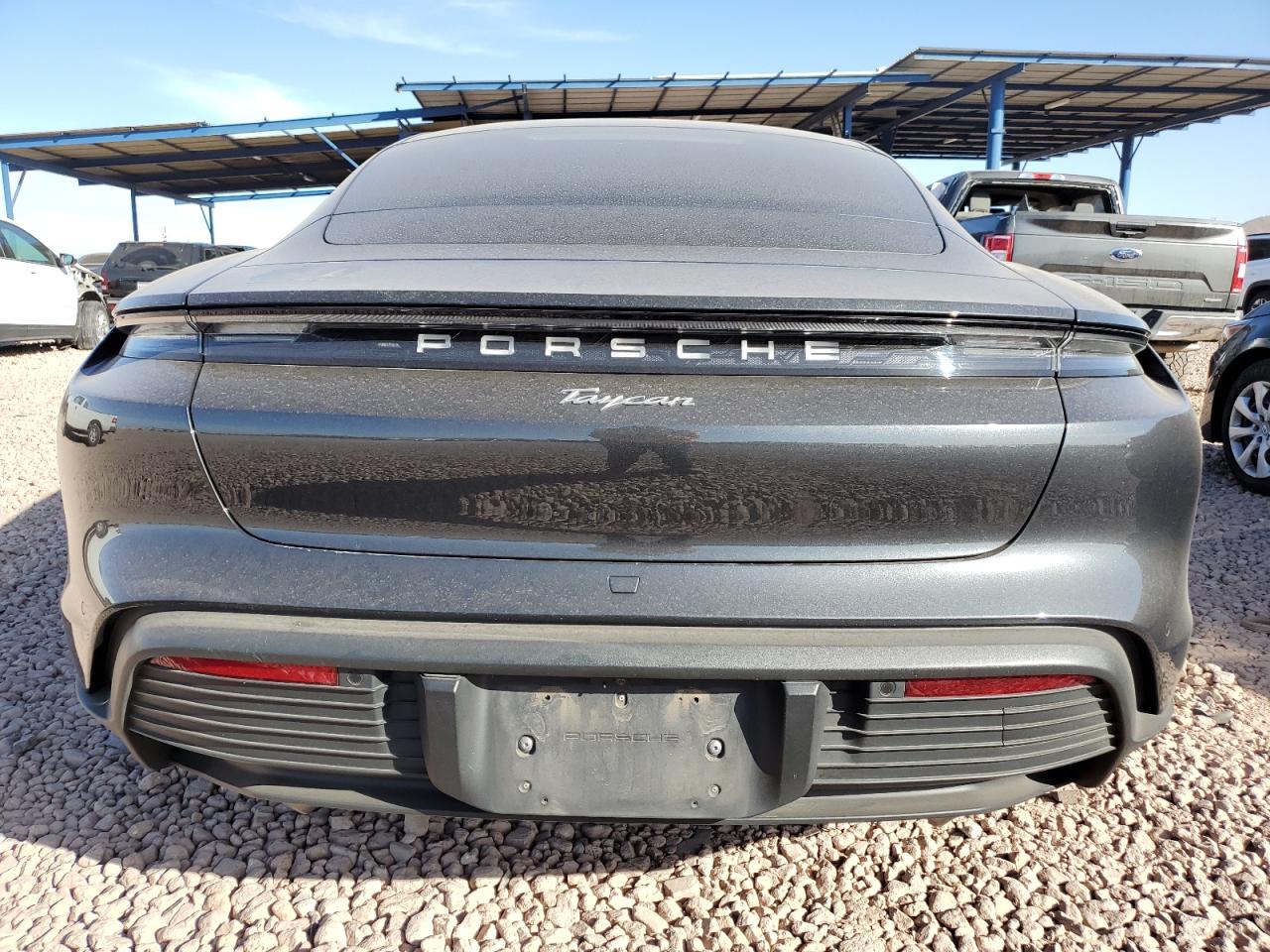 PORSCHE TAYCAN 2022