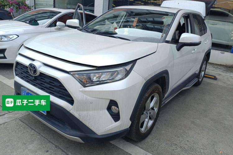 TOYOTA RAV4 2022