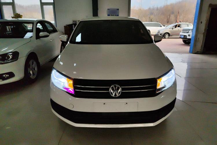Volkswagen Santana 2021