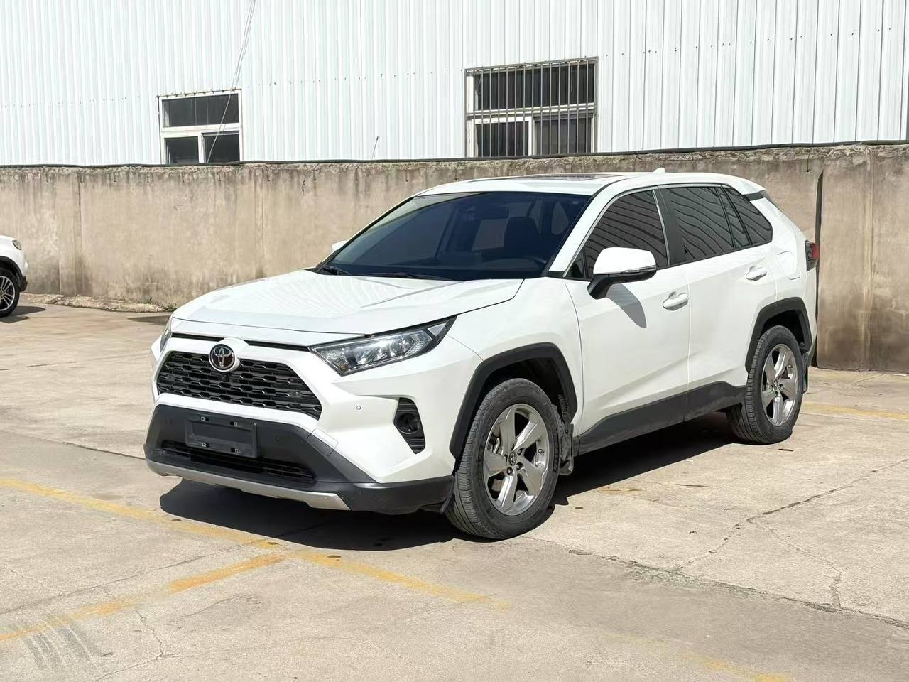 TOYOTA RAV4 2021