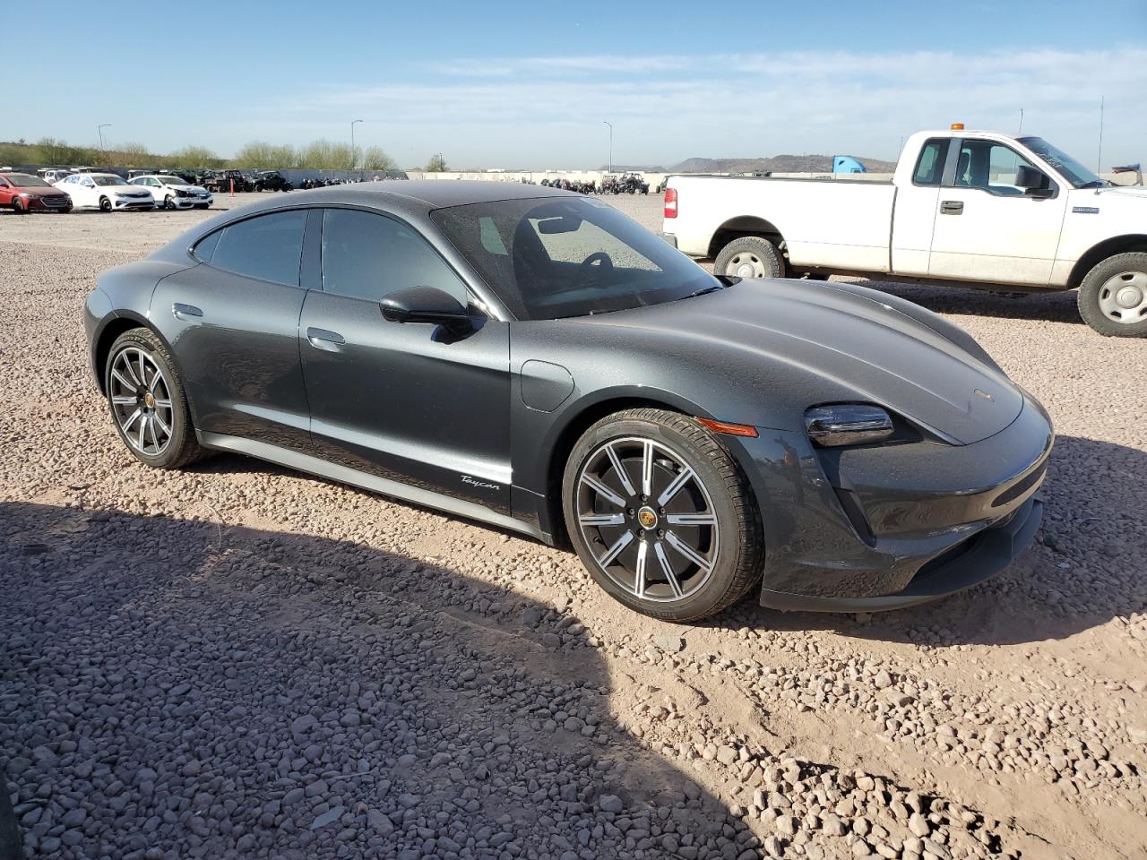 PORSCHE TAYCAN 2022