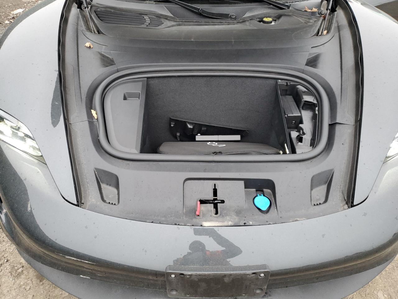 PORSCHE TAYCAN 2022