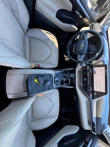 TOYOTA HIGHLANDER L 2023