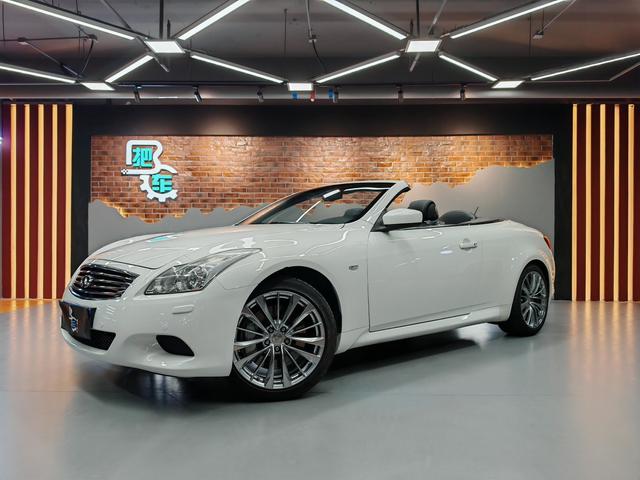 INFINITI G37 2010