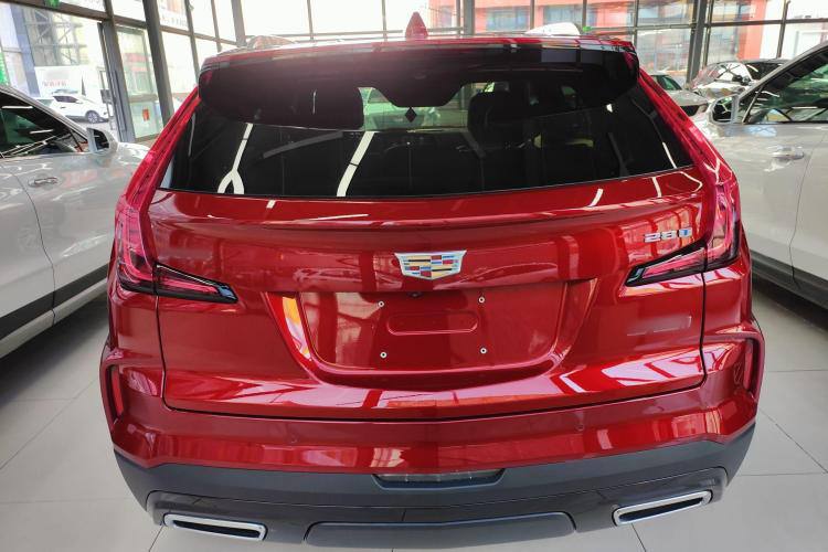 CADILLAC XT4 2024