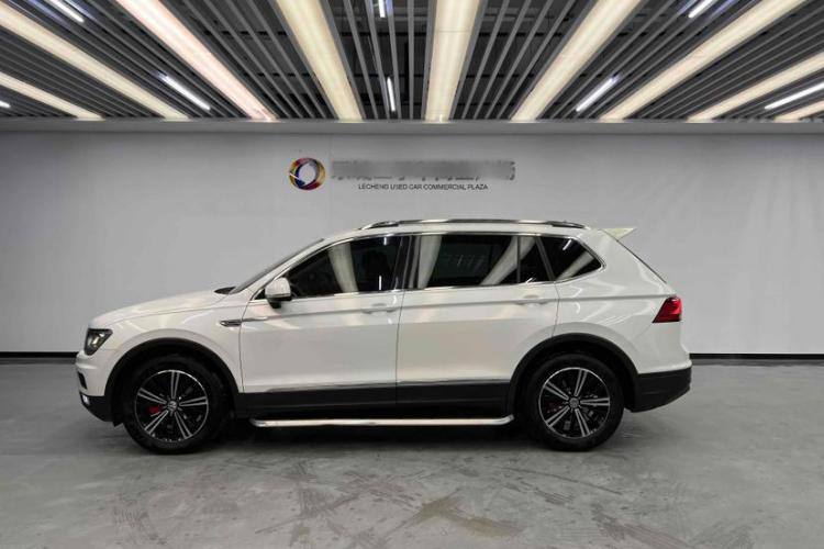Volkswagen Tiguan L 2020