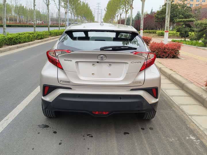 TOYOTA C-HR 2020